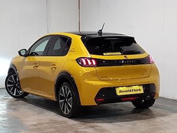 Used Peugeot 208 2021 for sale - 78156401: Photo