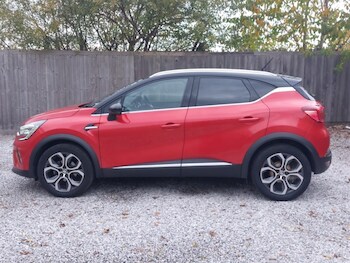 Used Renault Captur 2022 for sale - 76347658: Photo