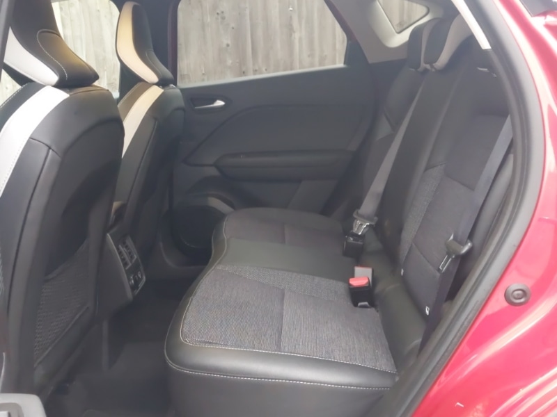 Used Renault Captur 2022 for sale - 76347658: Photo 6