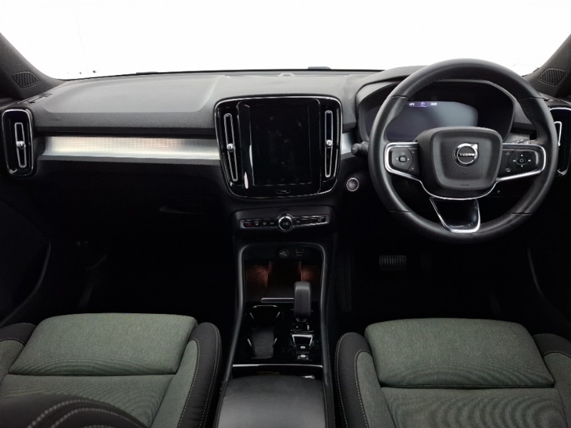 Used Volvo XC40 2022 for sale - 77611228: Photo 2