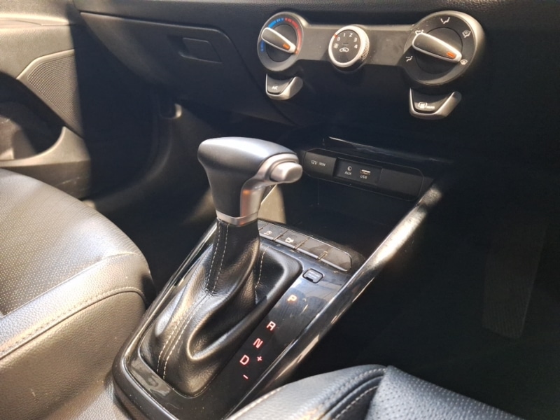 Used Kia Stonic 2020 for sale - 77549219: Photo 11