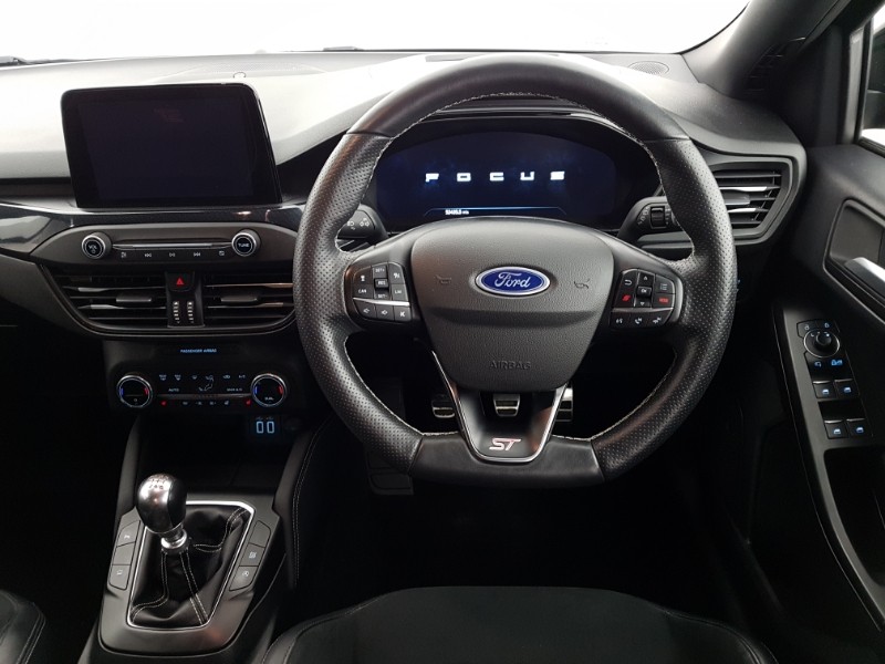 Used Ford Focus 2022 for sale - 76628893: Photo 7