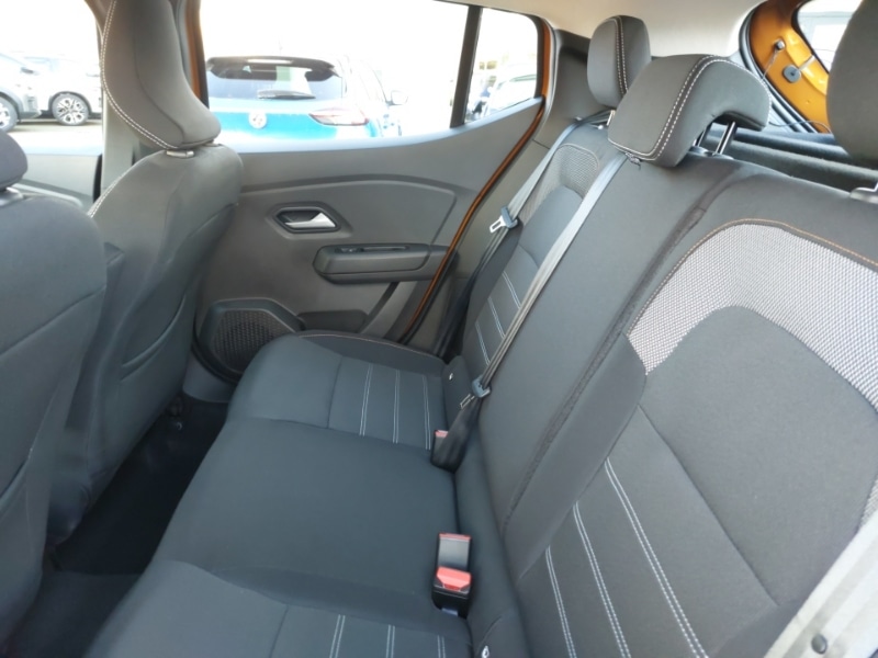 Used Dacia Sandero Stepway 2024 for sale - 76695395: Photo 6