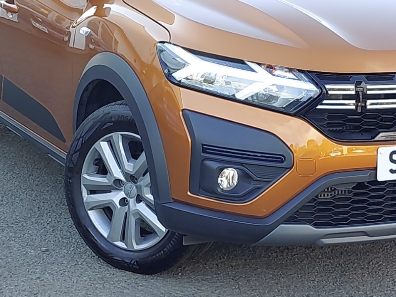 Used Dacia Sandero Stepway 2024 for sale - 76695395: Photo 9