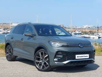 2024 - 2.0 TDI R-Line 5dr DSG