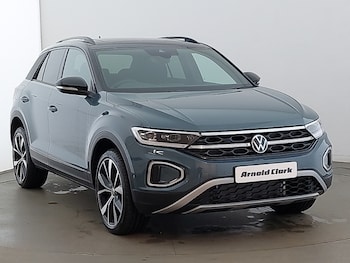Used Volkswagen T-Roc 2025 for sale - 77786800: Photo