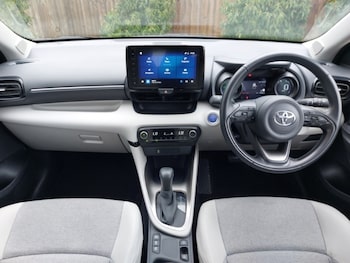 Used Toyota Yaris 2023 for sale - 78179392: Photo