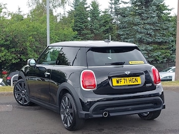 Used MINI Hatch 2022 for sale - 79332093: Photo