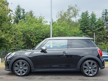 Used MINI Hatch 2022 for sale - 79332093: Photo