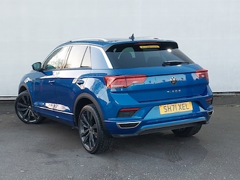 Used Volkswagen T-Roc 2022 for sale - 76644484: Photo