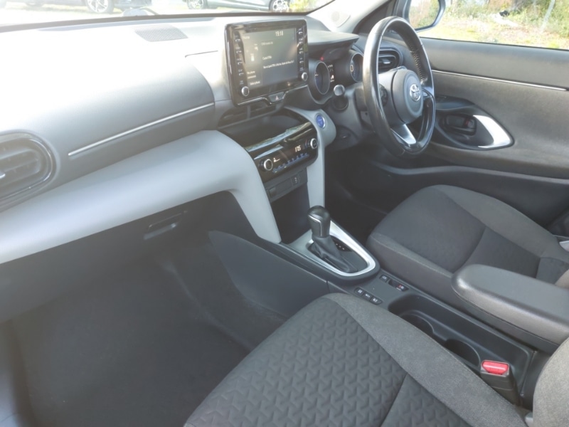 Used Toyota Yaris Cross 2022 for sale - 76532773: Photo 5