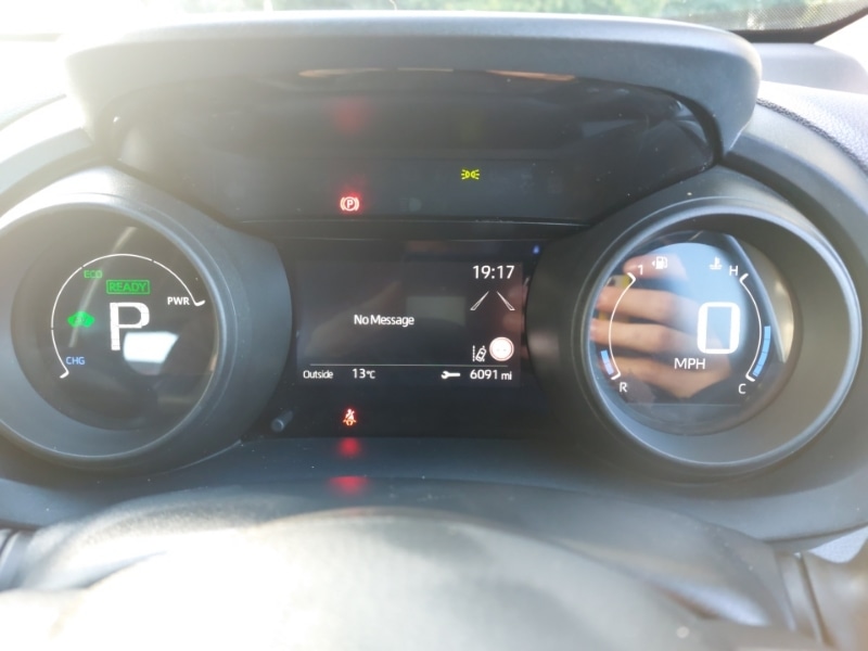 Used Toyota Yaris Cross 2022 for sale - 76532773: Photo 7