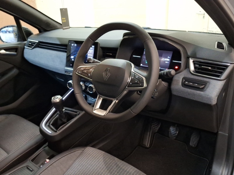 Used Renault Clio 2025 for sale - 76842580: Photo 11