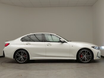 Used BMW 3 Series 2024 for sale - 77325615: Photo