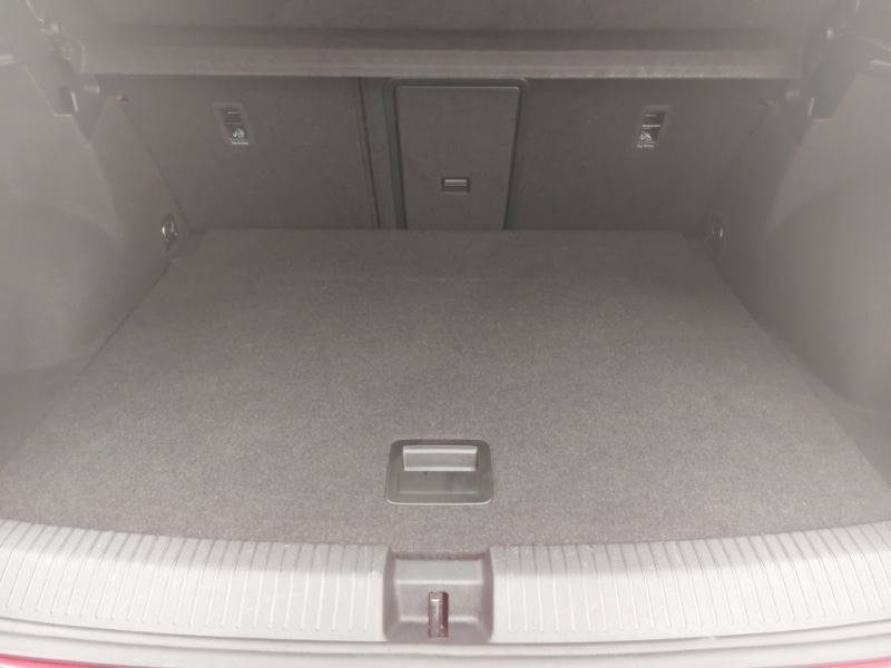 Used Volkswagen T-Roc 2023 for sale - 76431400: Photo 8