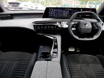 Used Peugeot 3008 2024 for sale - 76404243: Photo