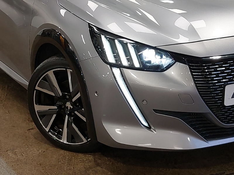 Used Peugeot 208 2021 for sale - 77012905: Photo 9