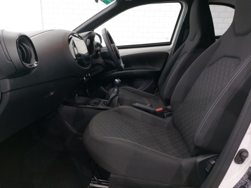 Used Toyota Aygo X 2024 for sale - 77266000: Photo 5