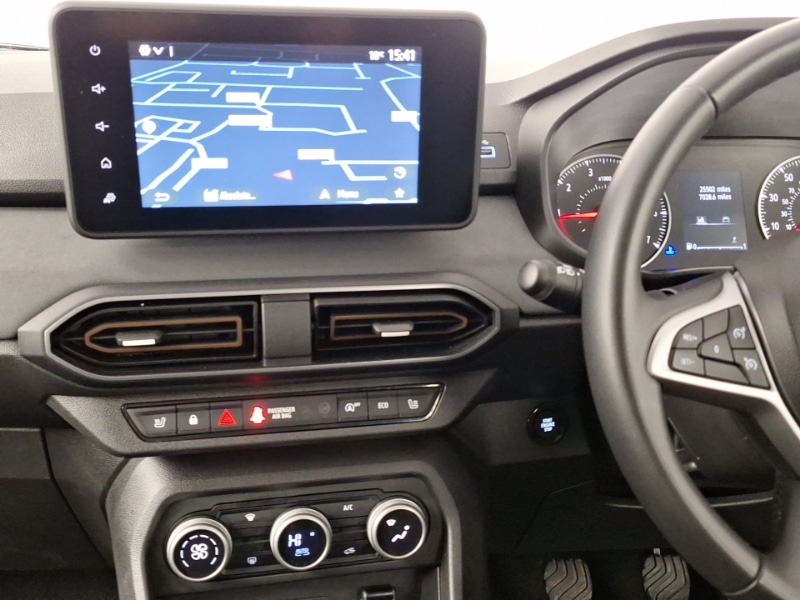 Used Dacia Sandero Stepway 2024 for sale - 77304480: Photo 10