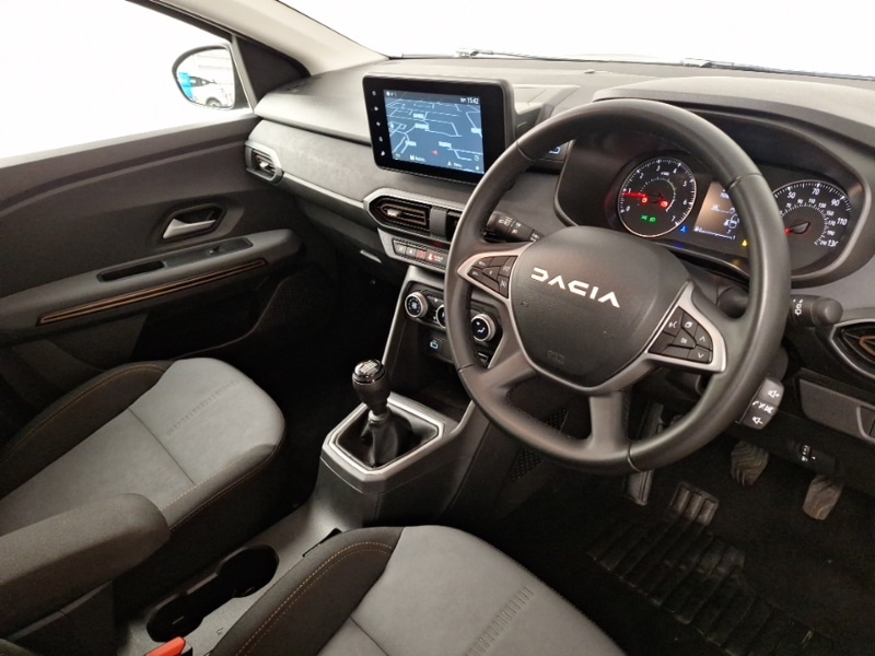 Used Dacia Sandero Stepway 2024 for sale - 77304480: Photo 11