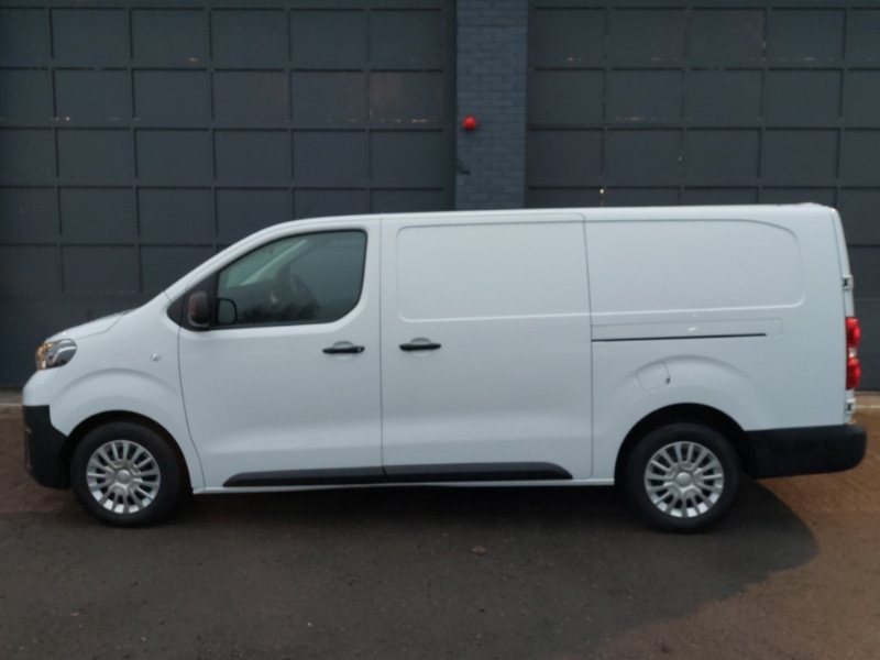 Used Toyota ProAce 2023 for sale - 77142681: Photo 4