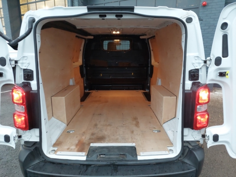 Used Toyota ProAce 2023 for sale - 77142681: Photo 8