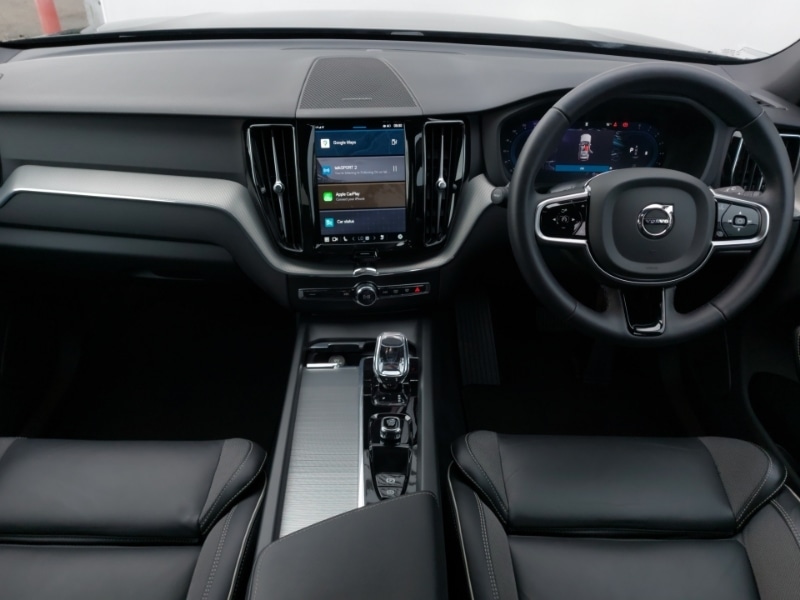 Used Volvo XC60 2024 for sale - 76435404: Photo 2