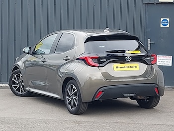 Used Toyota Yaris 2023 for sale - 79447022: Photo