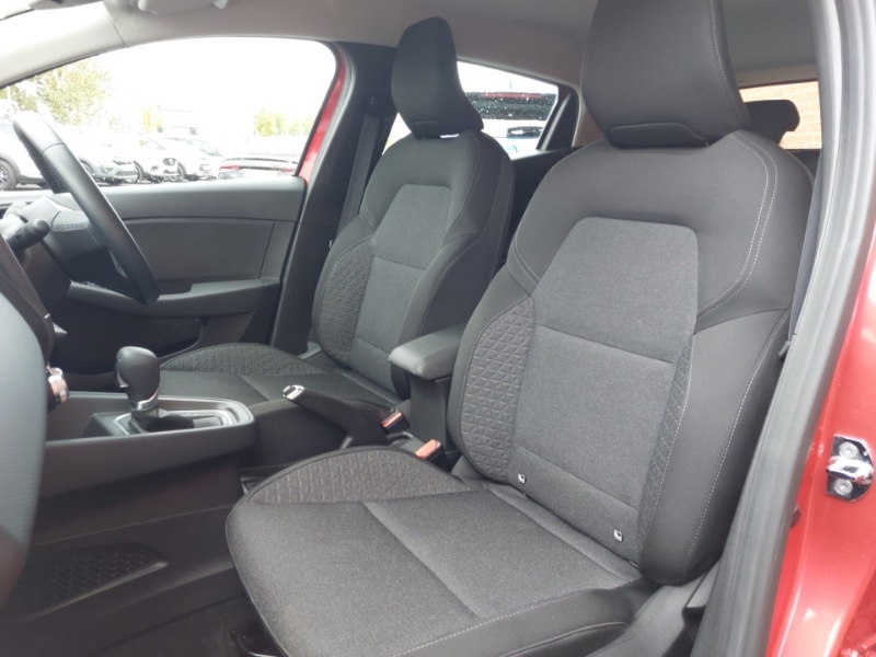 Used Renault Clio 2022 for sale - 76150213: Photo 12