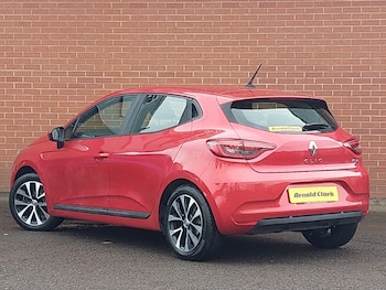 Used Renault Clio 2022 for sale - 76150213: Photo 3