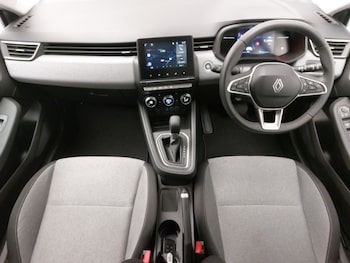 Used Renault Clio 2025 for sale - 78114480: Photo