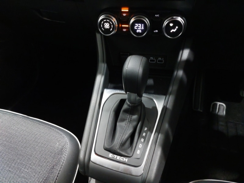 Used Renault Captur 2023 for sale - 77912805: Photo 12