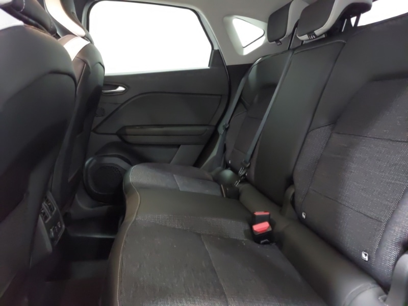 Used Renault Captur 2023 for sale - 77912805: Photo 6