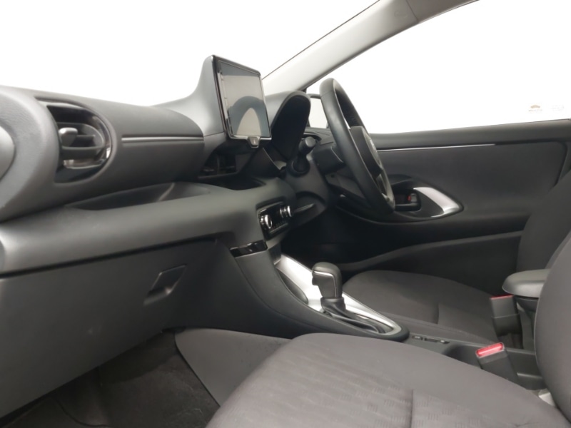 Used Toyota Yaris 2024 for sale - 77987114: Photo 5