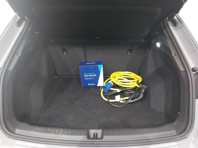 Used Audi Q4 e-tron 2023 for sale - 78156271: Photo 8