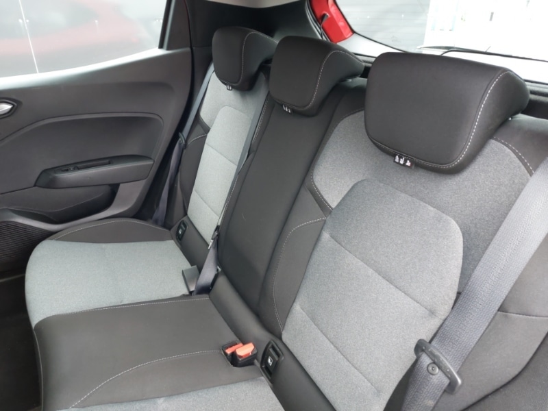 Used Renault Clio 2023 for sale - 78207119: Photo 6