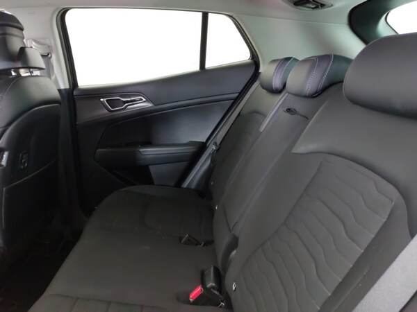 Used Kia Sportage 2023 for sale - 76195097: Photo 6
