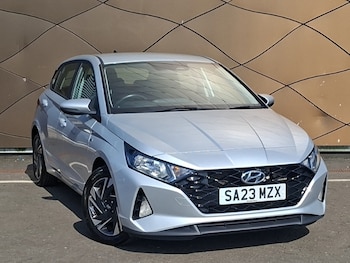 Used Hyundai i20 2023 for sale - 79342904: Photo