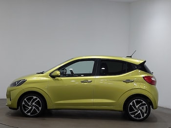 Used Hyundai i10 2024 for sale - 77155182: Photo