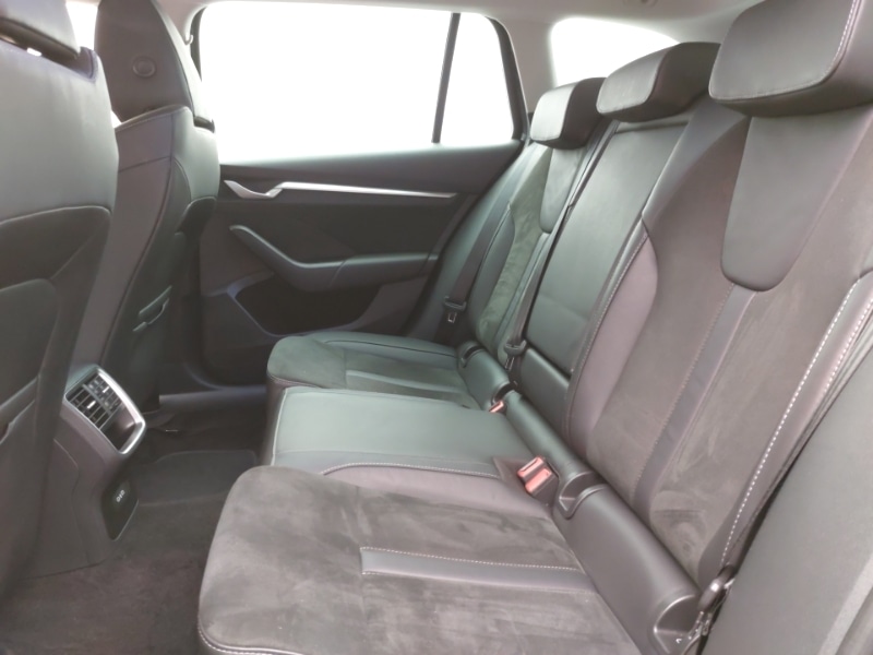 Used Skoda Octavia 2024 for sale - 76737337: Photo 6