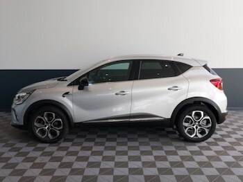 Used Renault Captur 2023 for sale - 78275061: Photo