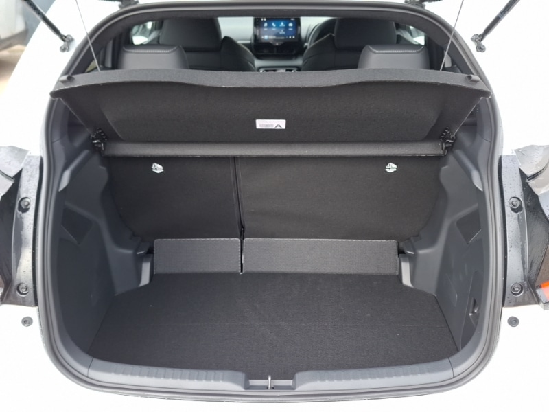 Used Mazda Mazda2 HYBRID 2025 for sale - 77630650: Photo 8