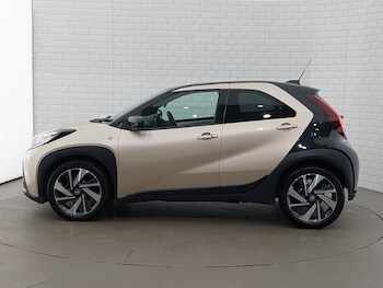 Used Toyota Aygo X 2022 for sale - 76855546: Photo