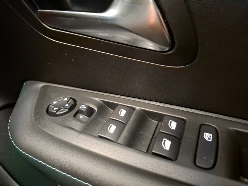 Used Peugeot 208 2023 for sale - 77698689: Photo 12