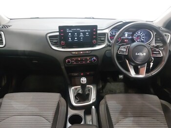 Used Kia Ceed 2023 for sale - 77467245: Photo