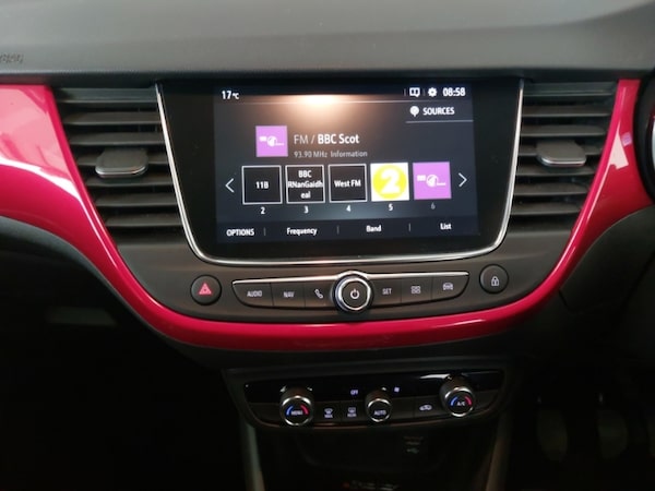 Used Vauxhall Crossland 2023 for sale - 76285840: Photo 10