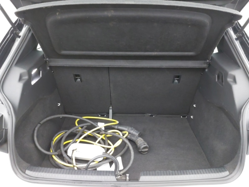 Used Volkswagen ID.3 2021 for sale - 77987326: Photo 8