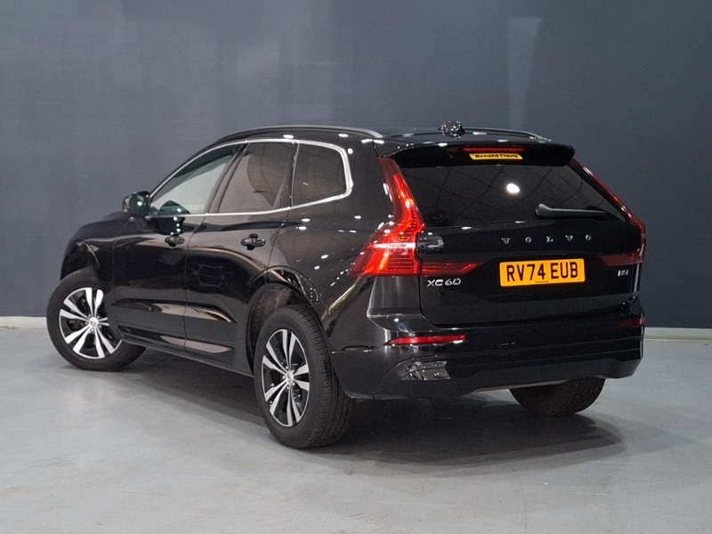 Used Volvo XC60 2024 for sale - 76365973: Photo 3