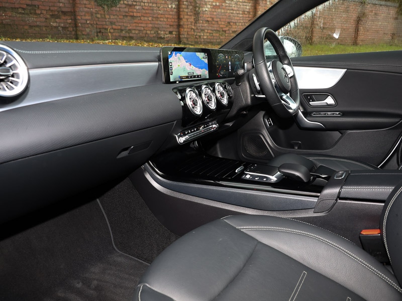 Used Mercedes-Benz CLA 2022 for sale - 76885964: Photo 2