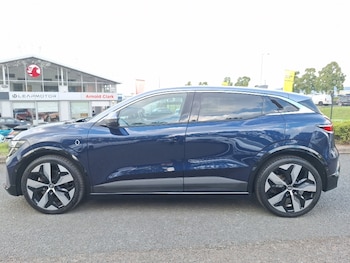 Used Renault Megane E Tech 2023 for sale - 79501229: Photo